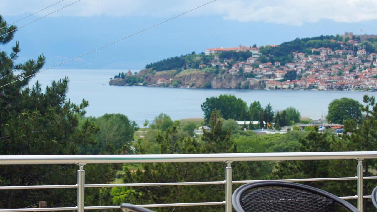 Villa Megdani A オフリド エクステリア 写真